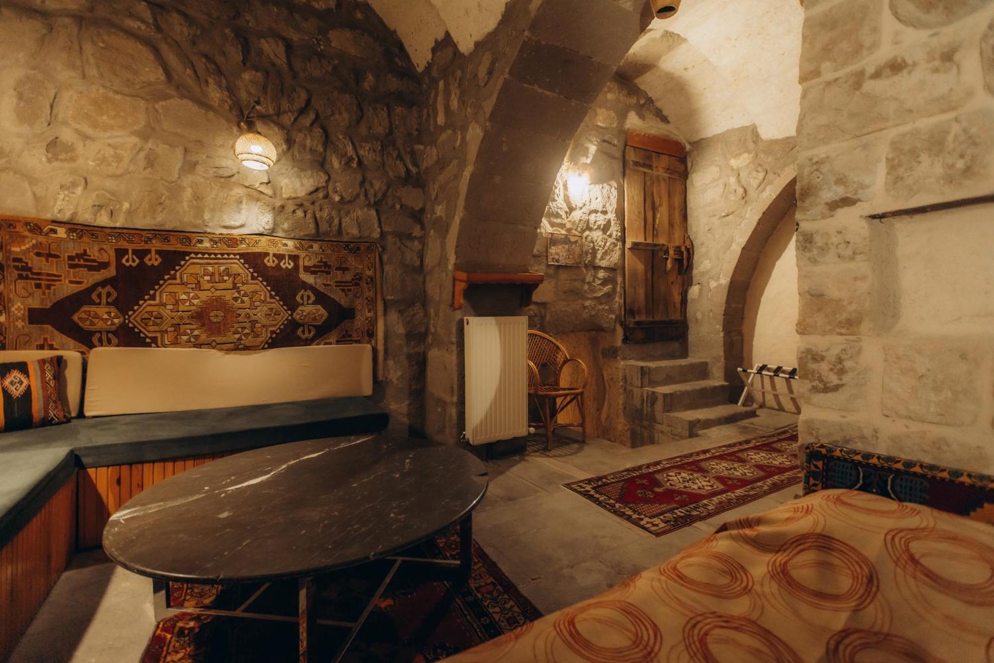 Anatolia Raymonde Cave House Hotel Uchisar Luaran gambar