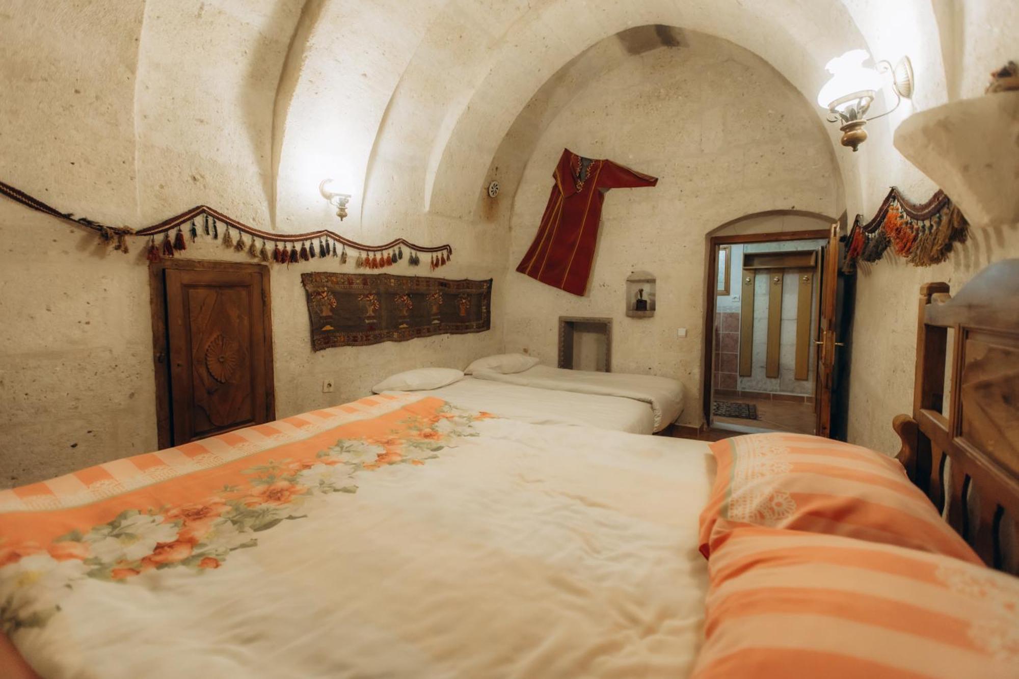 Anatolia Raymonde Cave House Hotel Uchisar Luaran gambar