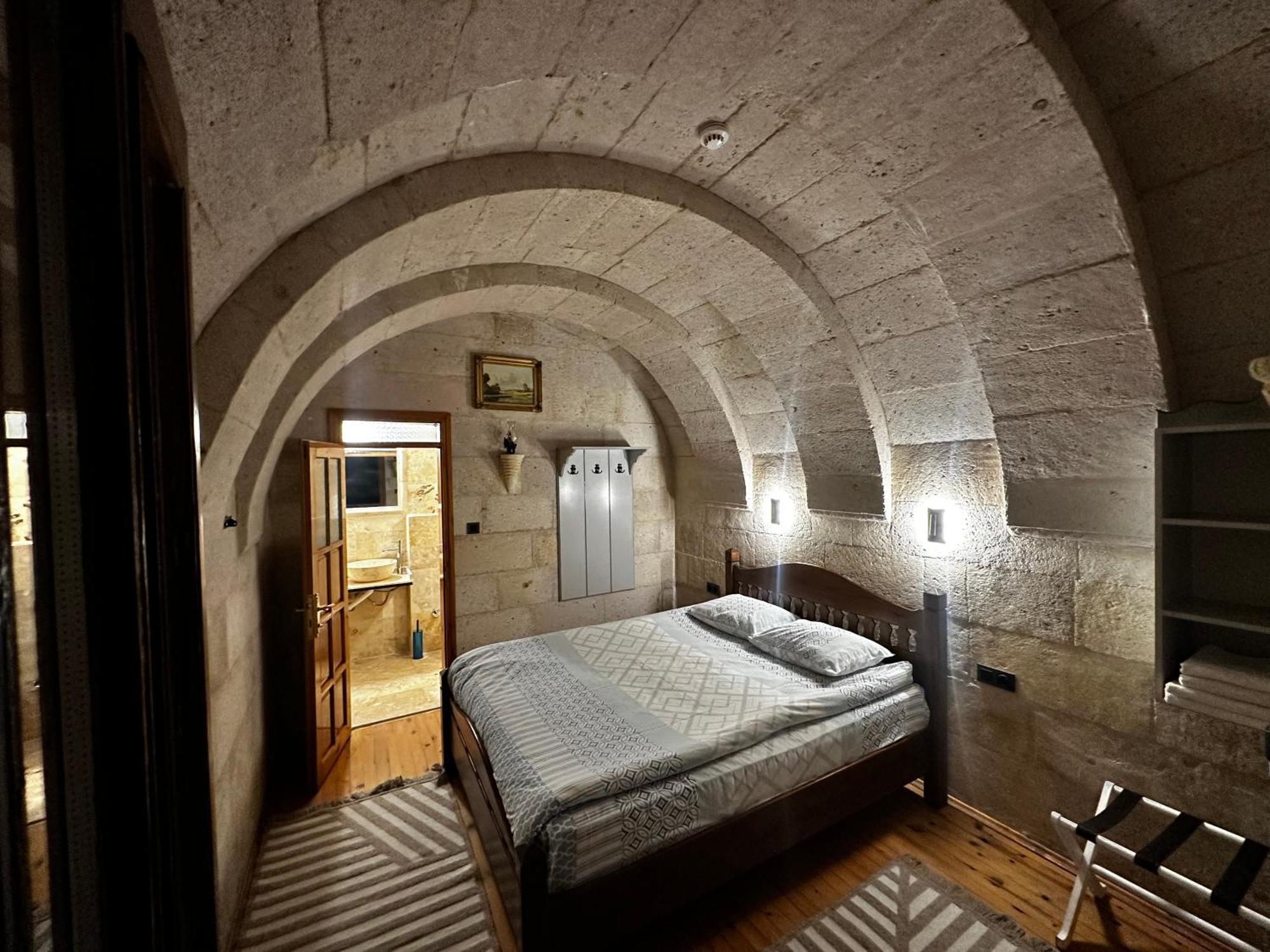 Anatolia Raymonde Cave House Hotel Uchisar Luaran gambar